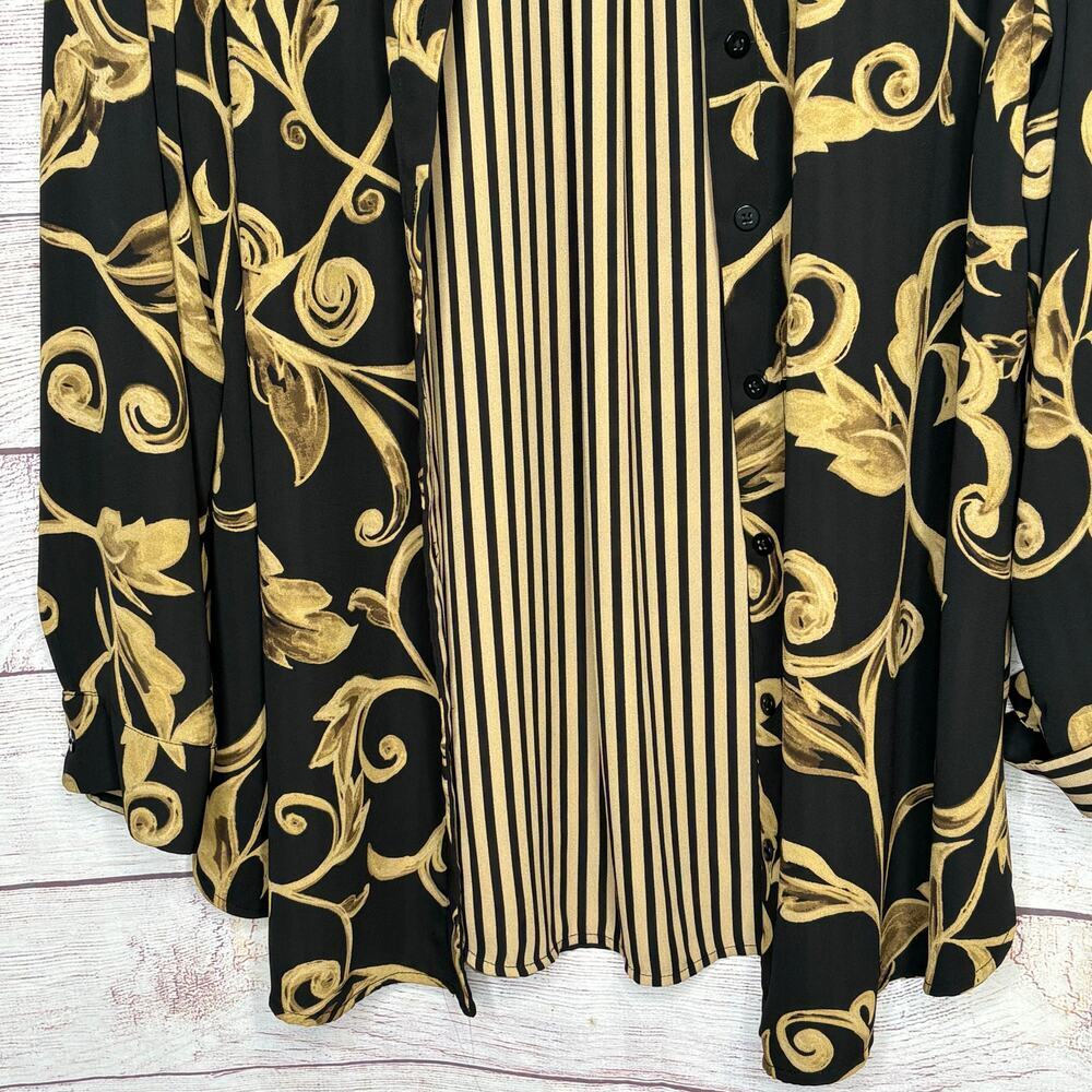 Chico's Black & Gold Reversible Button Up Timeless Classic Shirt Size 2 Large - Picture 7 of 16